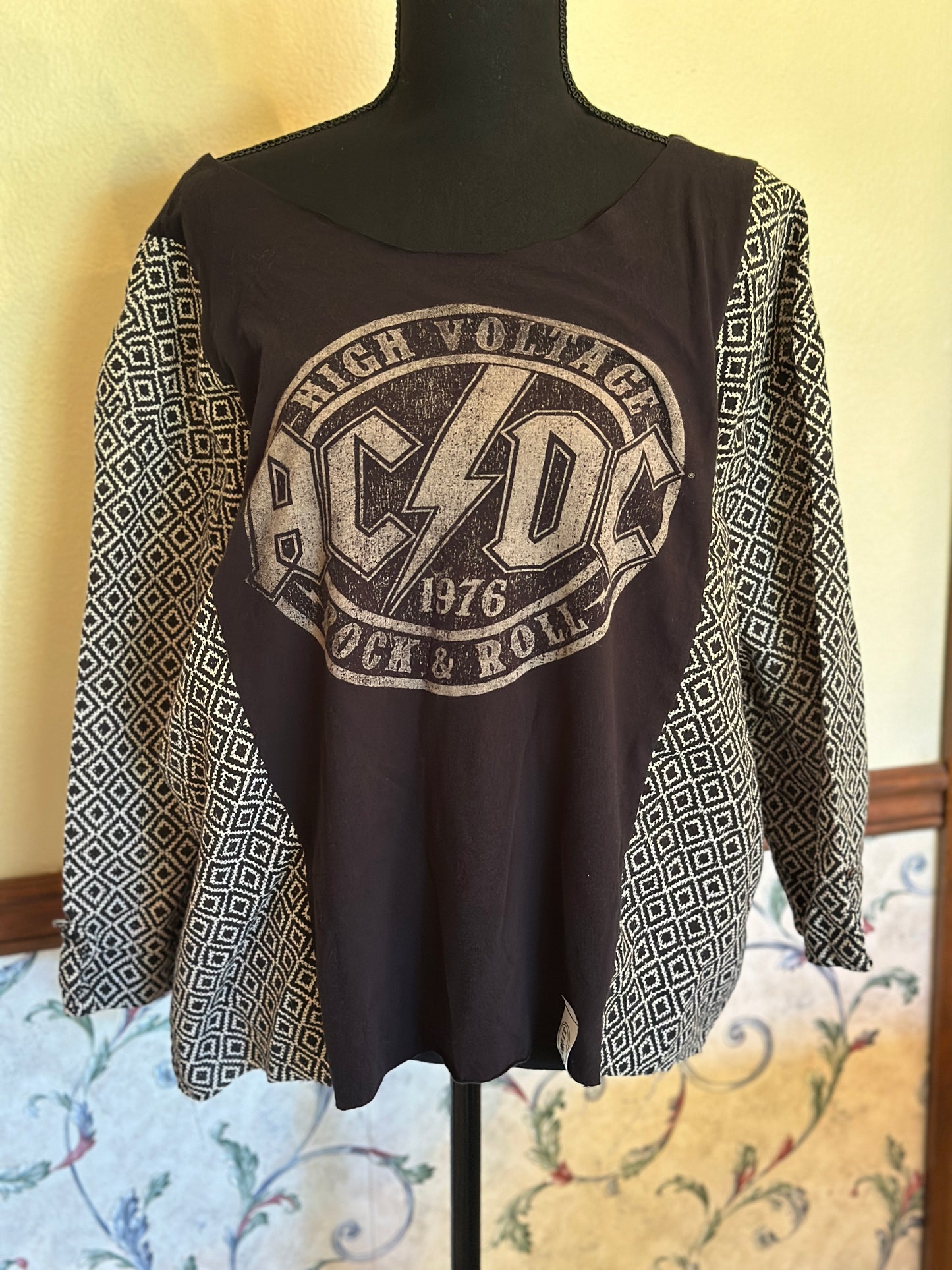 Upcycled AC/DC Black T-Shirt with Diamond Design 3/4 Sleeves